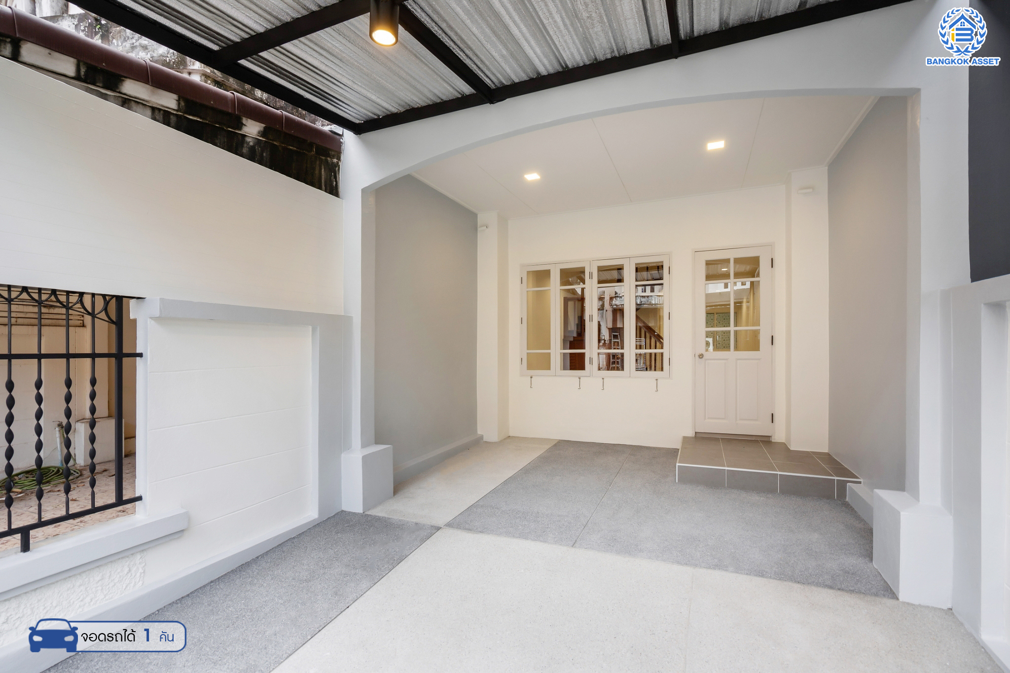 บ้านมือสองตกแต่งใหม่ ม.บุศรินทร์ บางบัวทอง เนื้อที่ 18 ตร.ว. ฟังก์ชัน 2 ห้องนอน 2 ห้องน้ำ 1 ที่จอดรถ ทำเลดี เชื่อมต่อหลายเส้นทาง ถ.กาญจนาภิเษก, ถ.รัตนาธิเบศร์, ถ.บางกรวย-ไทรน้อย และใกล้เซ็นทรัลเวสต์เกต และรถไฟฟ้าสายสีม่วง "สถานีบางพลู"...